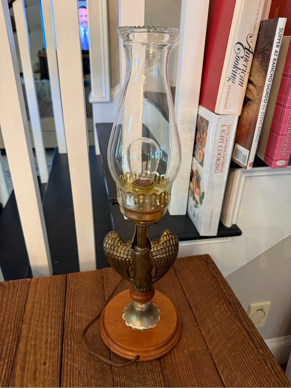 Vintage Federal-Style Eagle Lamp with Clear Glass Chimney